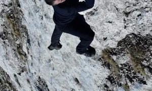 Man's Mountain Climb Is Perfectly Safe