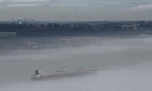 Footage shows what a really foggy day in New York looks like 