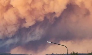Wildfires rage in Argentina’s Los Alerces National Park