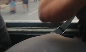 Evacuees Escape From Wildfire in Pickup Truck Bed