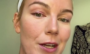 Woman Accidently Pulls Out Eyelashes With Lash Curler