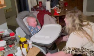 Mom Makes Baby Crack Up
