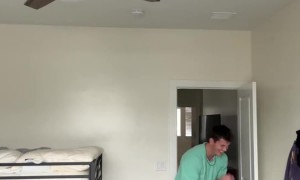 Bro Goes For Squeeze And Sniff