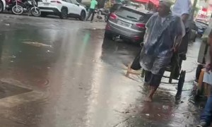 Cart Puller Accidentally Dumps Customer