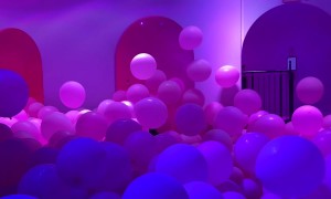 Balloon Room Surrounded by Invisible Glass