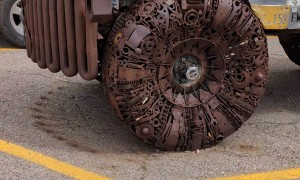Creative Scrap Metal Jeep