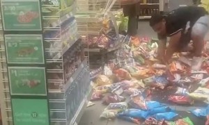 Grown Man Throws Tantrum On Convenience Store Floor