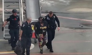 Irate Passenger Refuses to Deplane