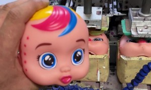 Machine Stamps Doll Eyes On