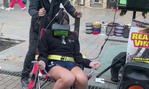 Street Vendor Adds Realistic Effects To VR