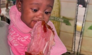 5-Month-Old Tries Turkey Leg For the First Time