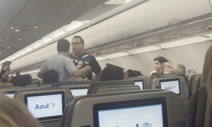 Passenger Argues With a Flight Attendant