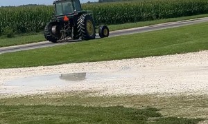 John Deere Tractor Drives on Flat Tire