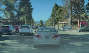 Lexus Driver Upset When He Wasn't Let In