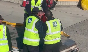 Bizarre Incident Aboard Jetstar Plane at Melbourne Airport