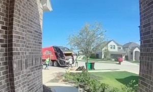 Garbage Men Have An Impromptu Sword Fight