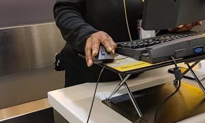 Spirit Airlines Employee Goes Off On Woman