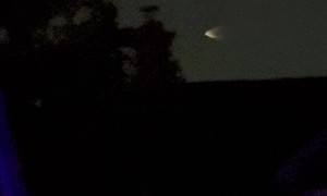 Unidentified Aerial Phenomena Travels Horizontally Over Pennsylvania