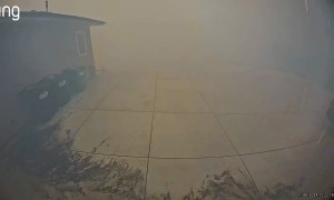 Mountain Fire Passes Camarillo, California Home