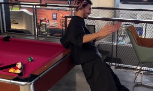 Human Mannequin Tries Billiards