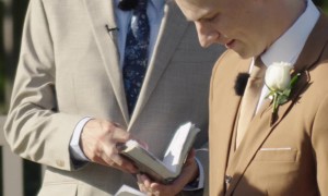 AI Writes Man's Wedding Vows