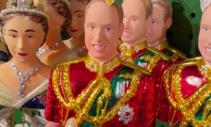Christmas Tree Ornament Does Prince William Dirty