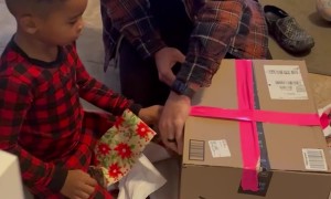 Uncly Bryce Brings Opossum Surprise to Christmas