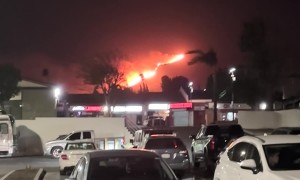 Oakridge Residents Evacuate From California Wildfire