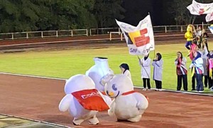 Ice Cream Mascot Does Headstand