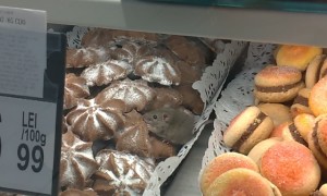 Customer Records Mouse in Bakery Display Case