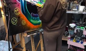 Artist Paints Glowing Skull