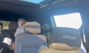 Nanny Screams At Safari Park