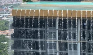 Bangkok Earthquake Splashes Pool Water Over Building Edge