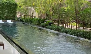 Bangkok Building Sways During Earthquake