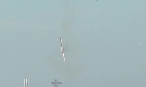 Reusable Rocket Booster Returns To Base