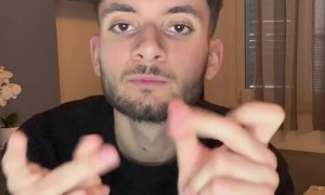 Man Recreates Classical Music By Snapping His Fingers