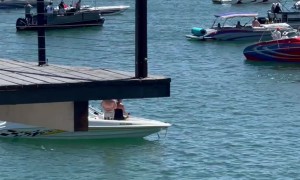 Scary Moment During High-Speed Boat Race