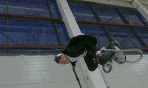 Vaccum Cleaner Skater