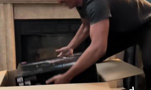 Man Receives Star Wars Lego Venator from Wedding Registry