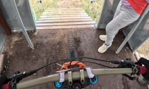 Downhill El Calvario Trail in Pimampiro