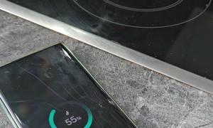 Range Hood Seems to Charge Phone