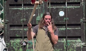 Spanish Bowline Knot Tying Trick