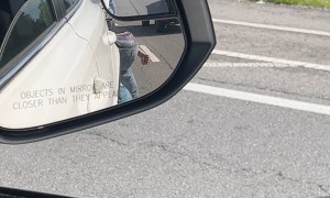 Man Climbs Through Sunroof To Punch Raging Trucker Driver Back