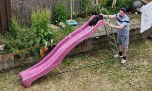 Dog Loves Playset Slide