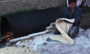 World Largest Roti 12 Feet Long