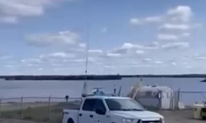 Helicopter Near Miss During Firefighting Operations in Manitoba