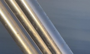 Strange Behaviour of the Sea Before an Earthquake