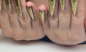 Reverse Nails