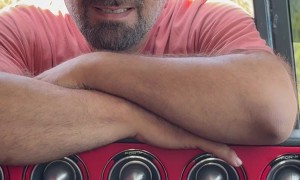 Loud Noise Ear Dance