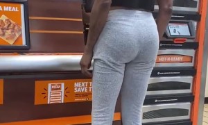 Pizza Employee Pulls Gun During Confrontation